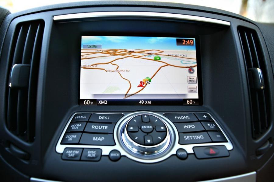  Infiniti G37 IPL Coupe 2011 года  (фото 24 из 51)